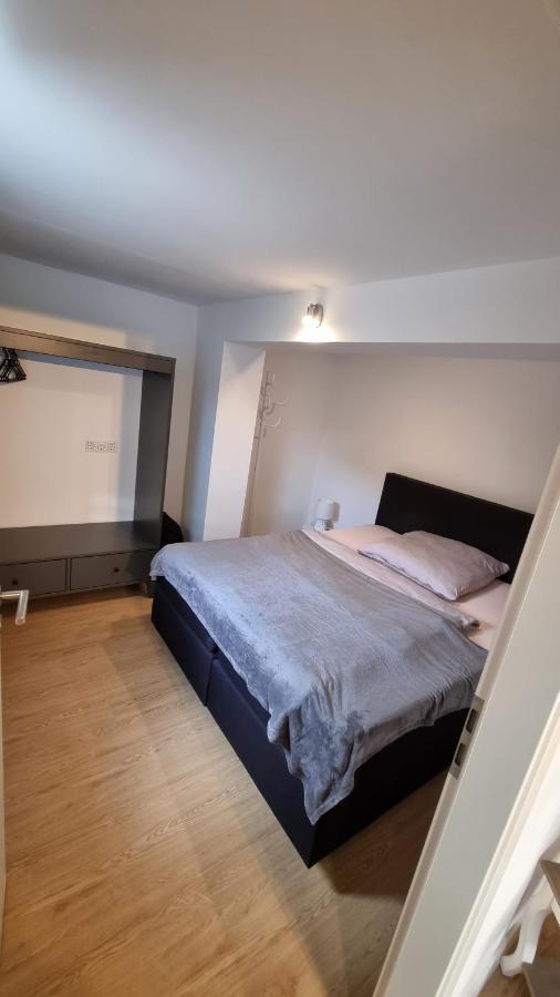 Unterkunft Sanic Kronberg im Taunus Exterior foto